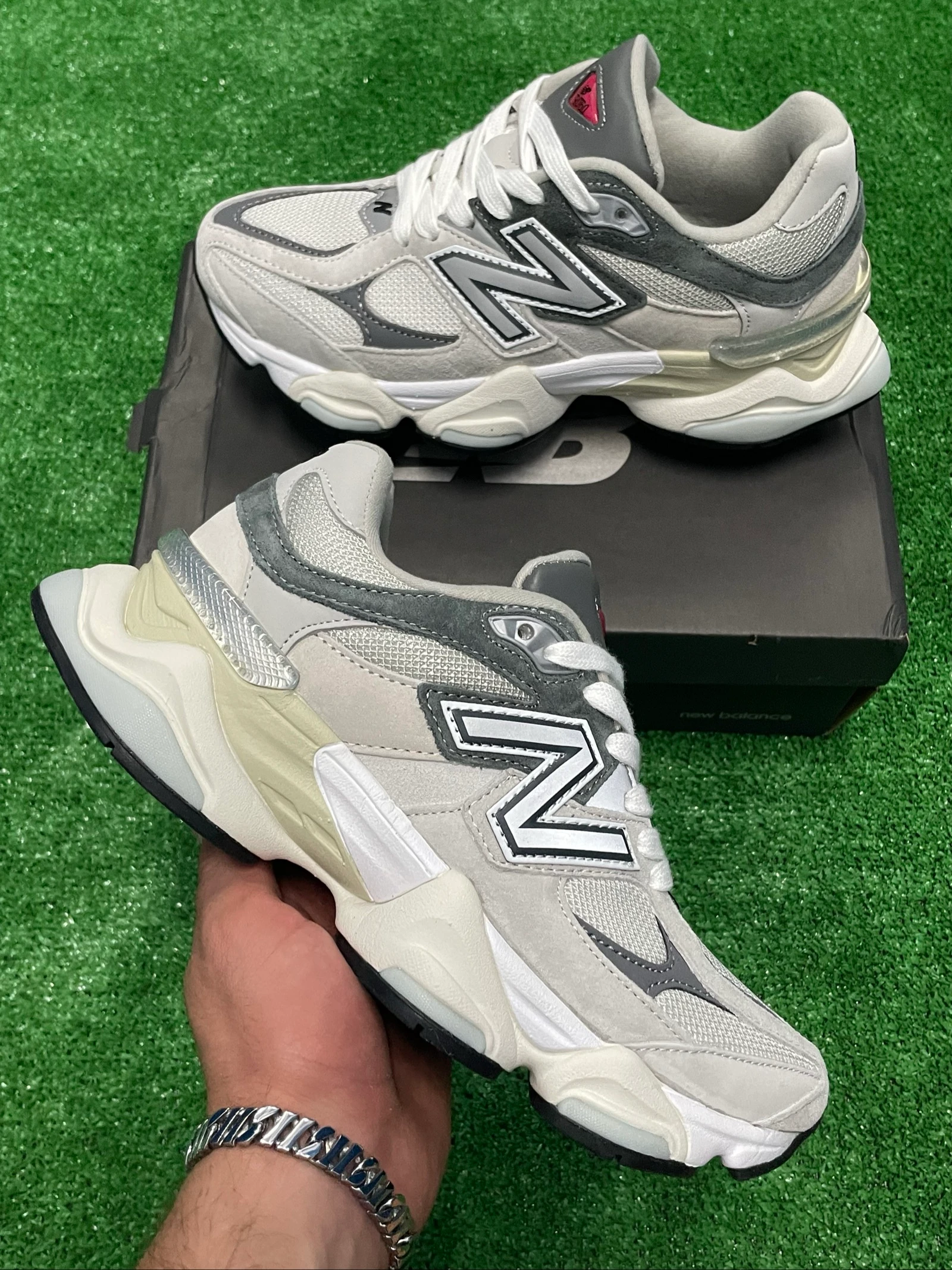 Tênis New Balance 9060 – photo 2